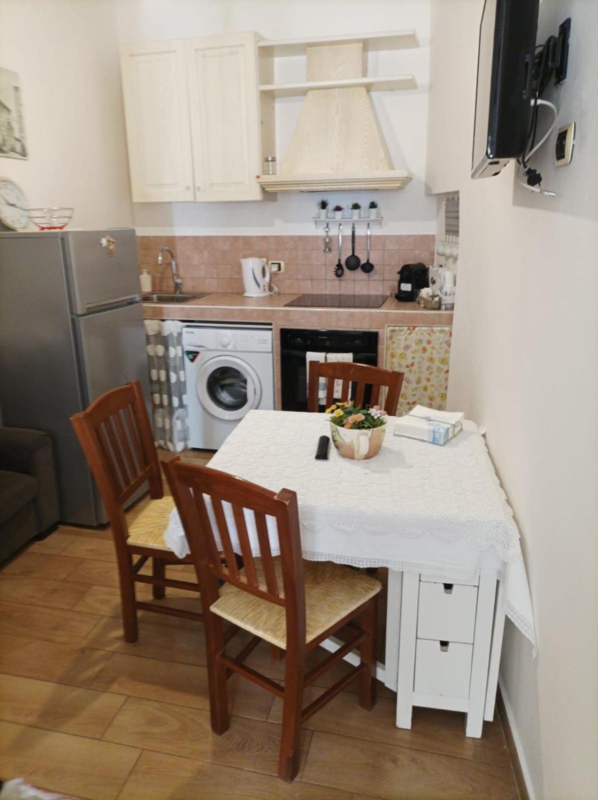L' Altra Casa Apartment บารี ภายนอก รูปภาพ