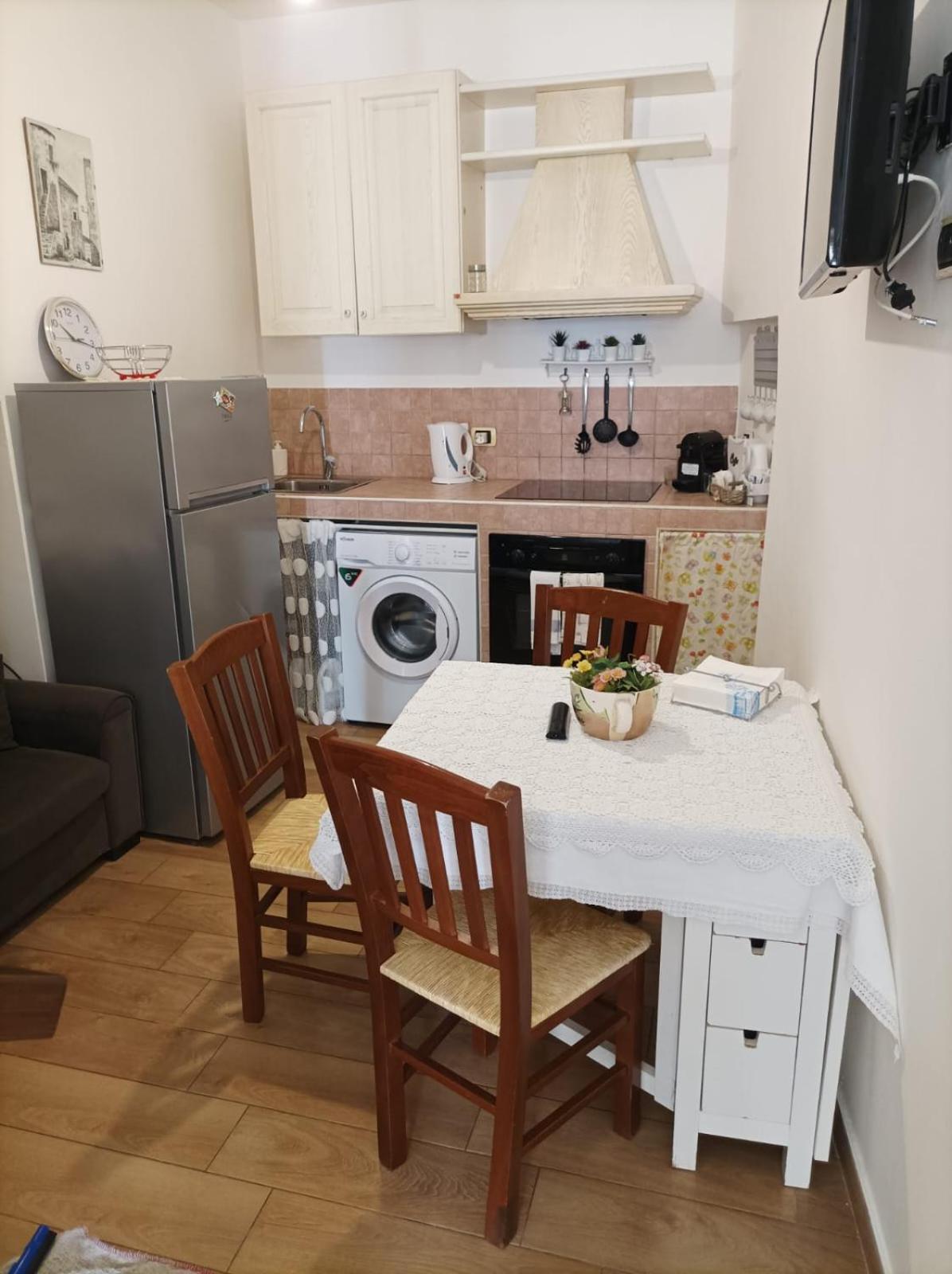 L' Altra Casa Apartment บารี ภายนอก รูปภาพ